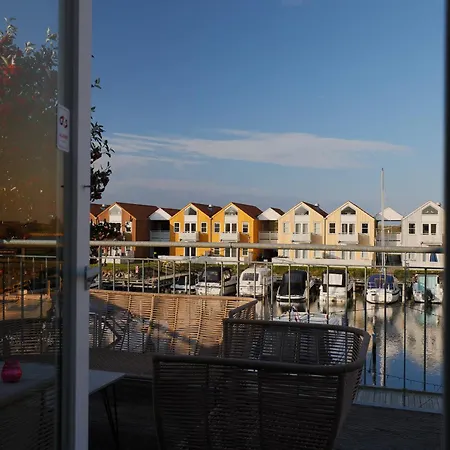 Ferienhaus Langeland Luksuslejlighed Med Pool Og Rudkøbing