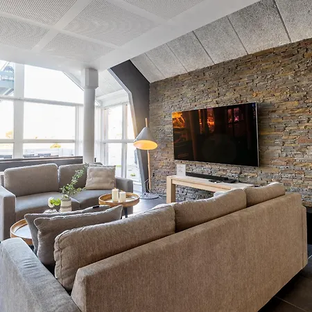 Langeland Luksuslejlighed Med Pool Og