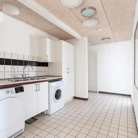 Langeland Luksuslejlighed Med Pool Og