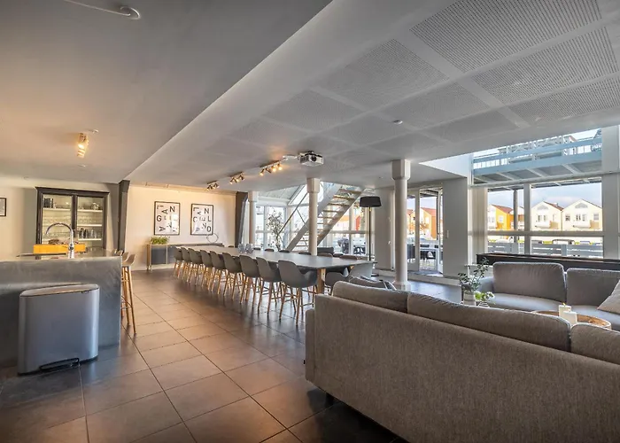 Langeland Luksuslejlighed Med Pool Og