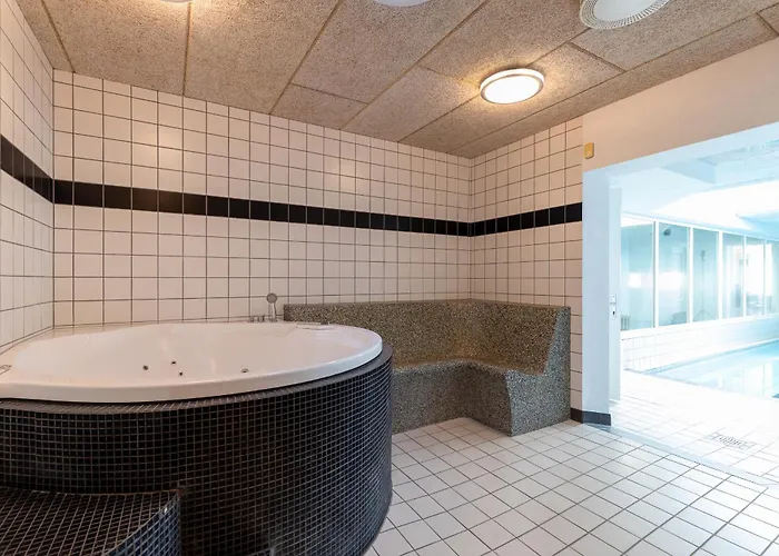 Langeland Luksuslejlighed Med Pool Og בית נופש Rudkøbing