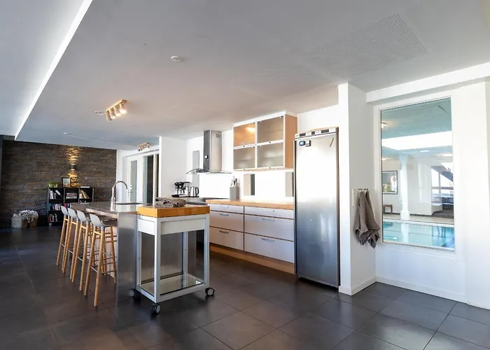 Langeland Luksuslejlighed Med Pool Og בית נופש *